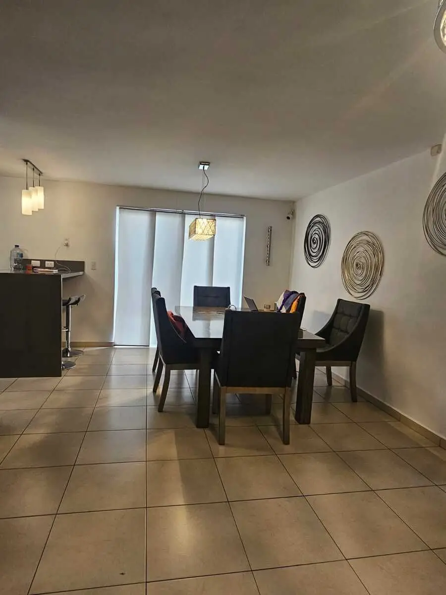 Casa en renta en García — foto 4
