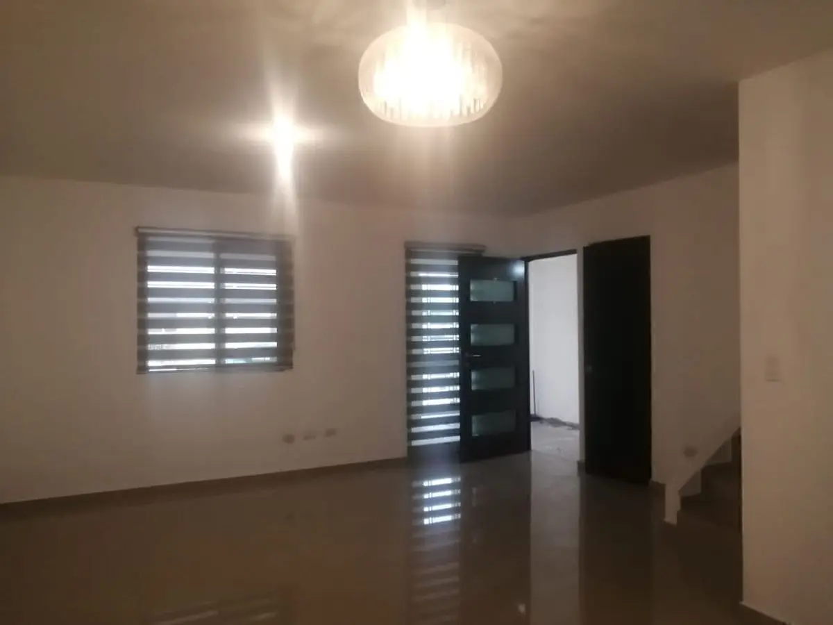 Casa en Venta en Cerradas de Anahuac — foto 5