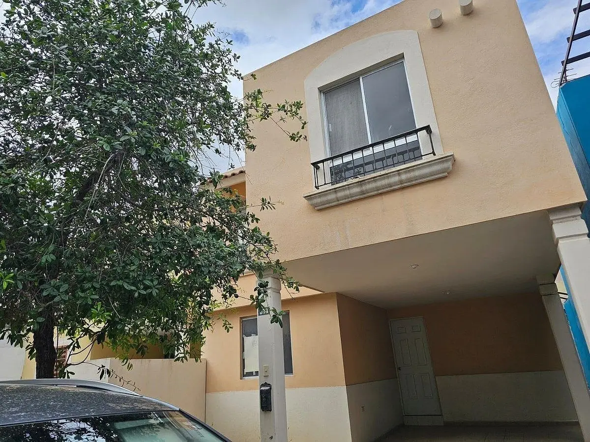 Casa en venta en mitras poniente