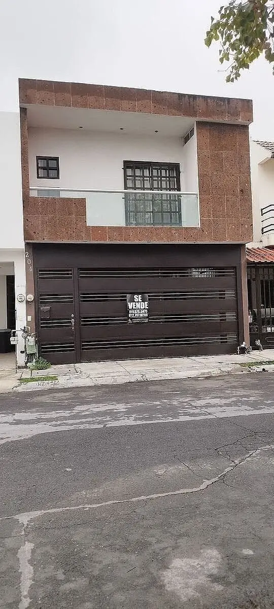 Casa en venta en villas de Anáhuac Escobedo