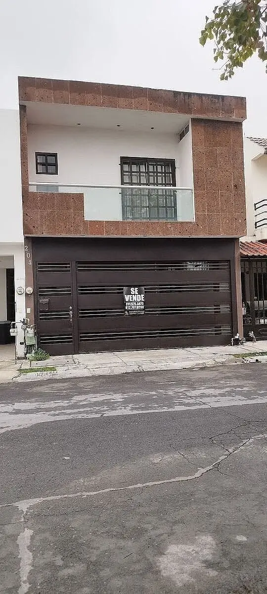 Casa en venta en villas de Anáhuac Escobedo
