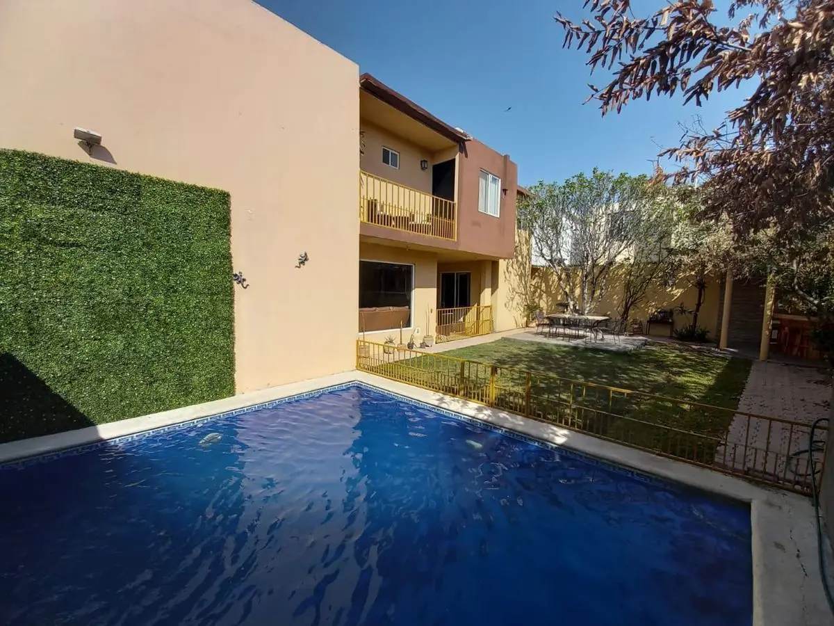 Casa en Venta Escobedo Esquina con Excedente — foto 2