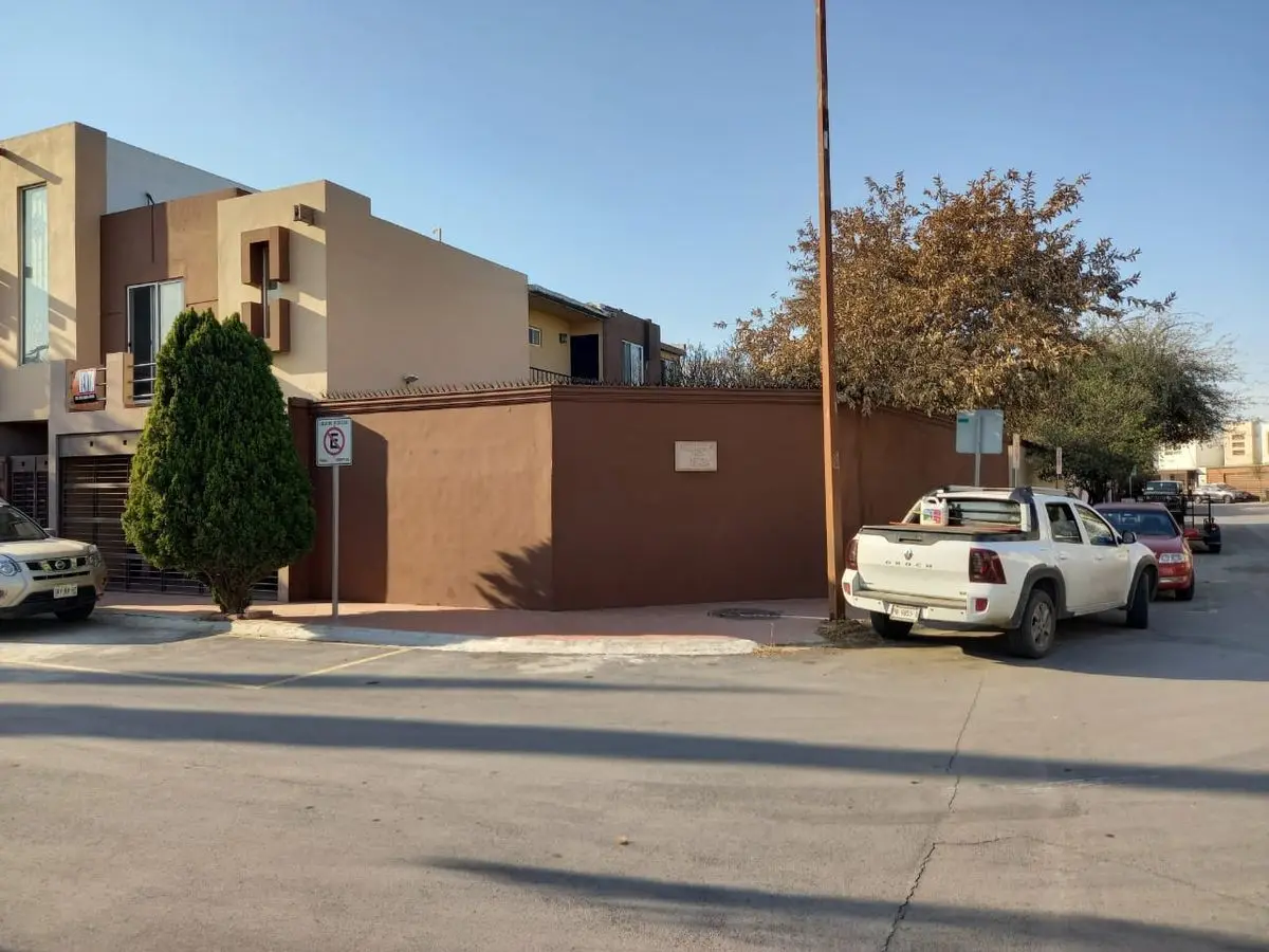 Casa en Venta Escobedo Esquina con Excedente — foto 5