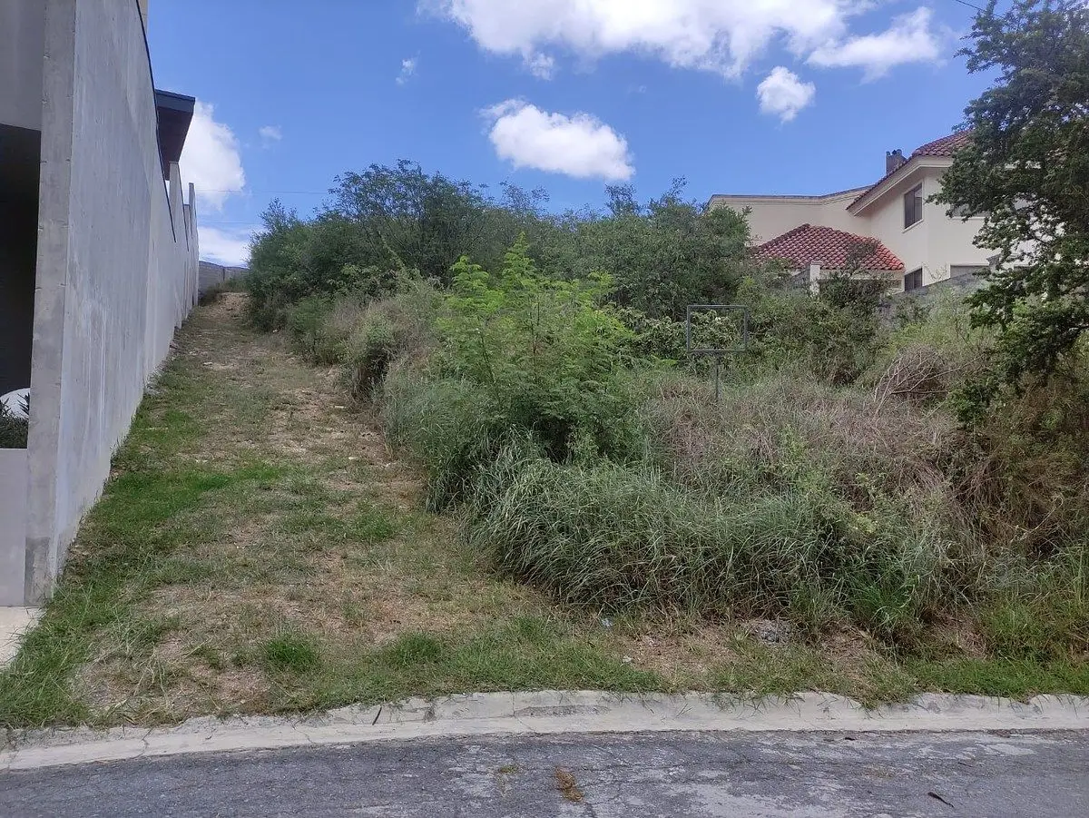 Terreno Fracc Hacienda Los Encinos