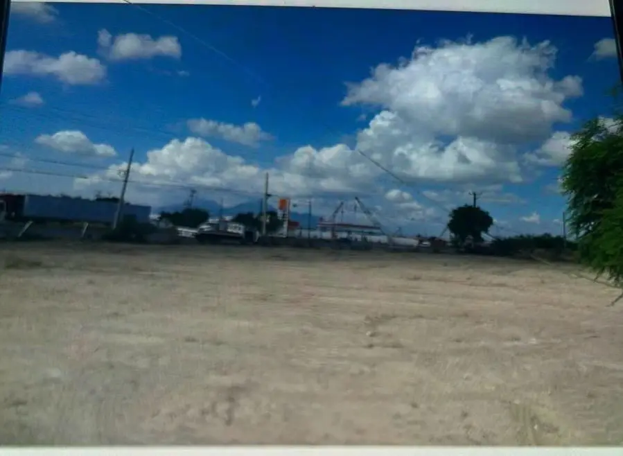 Terreno sobre Carretera Colombia