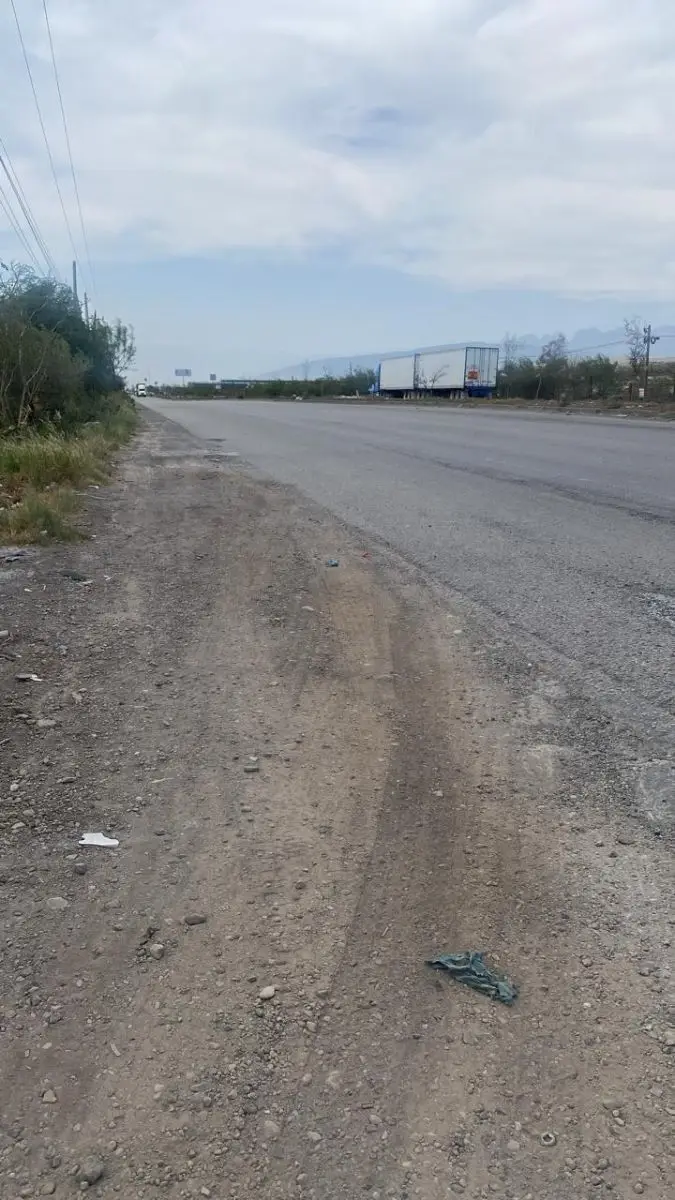Terreno sobre Carretera Colombia — foto 2
