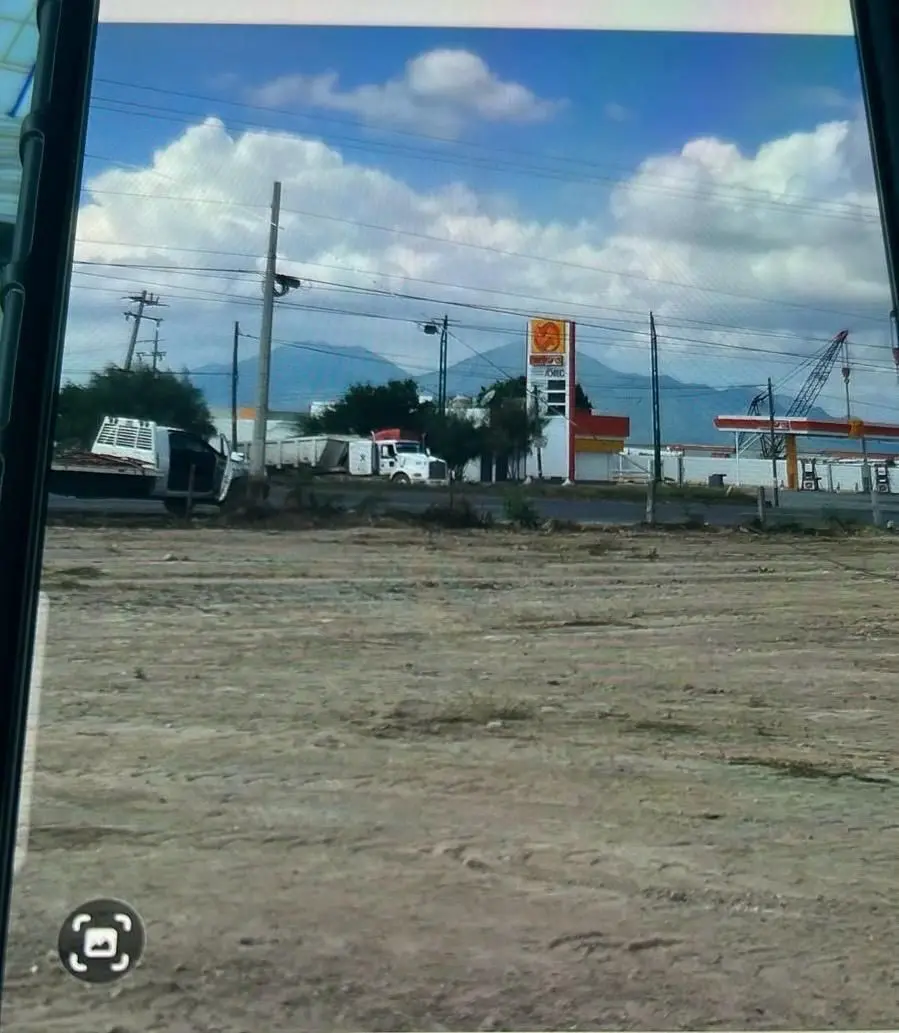 Terreno sobre Carretera Colombia — foto 4
