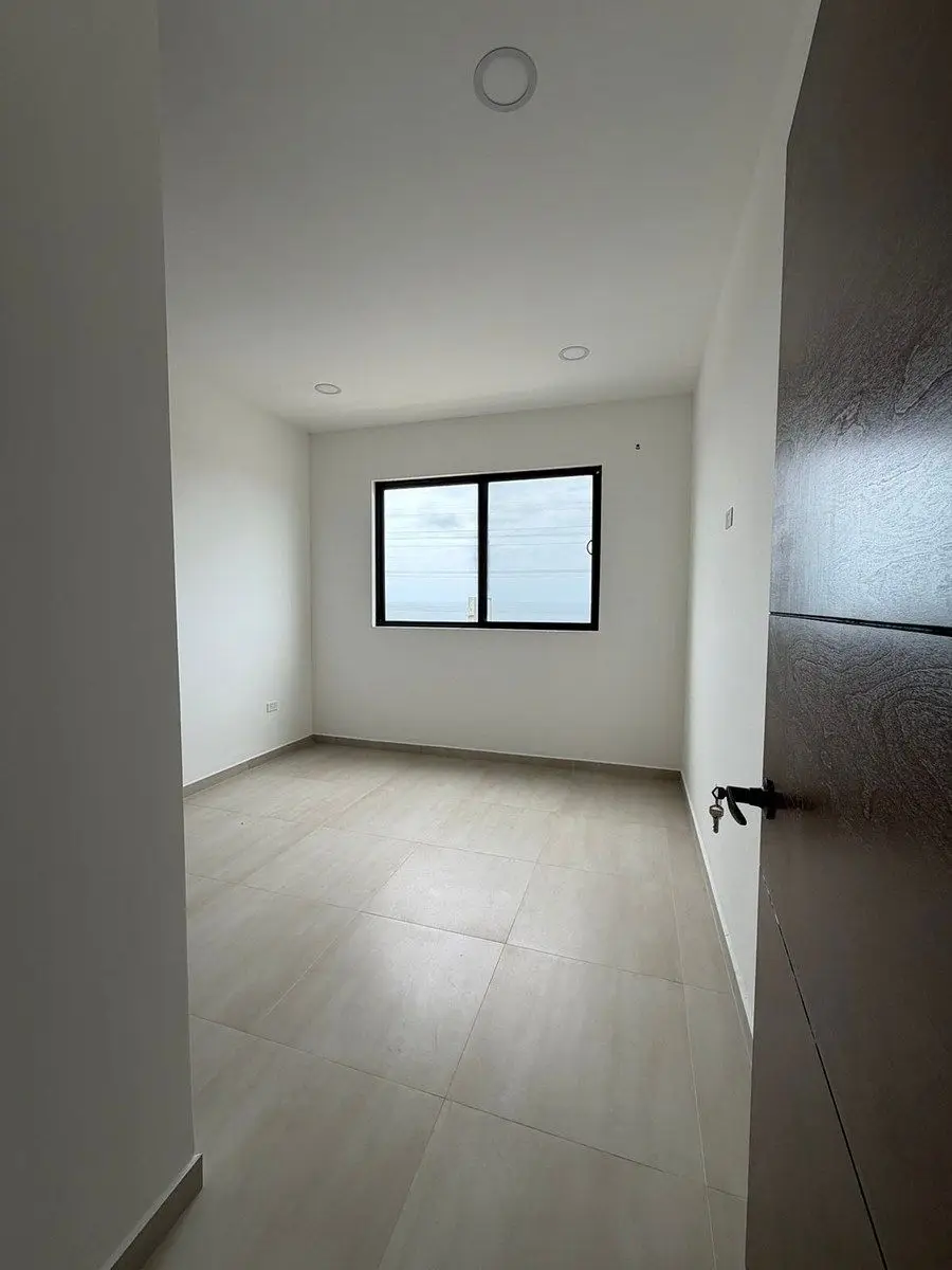 Nueva casa en venta con 200m2 Terreno en Residencial San Marino — foto 6