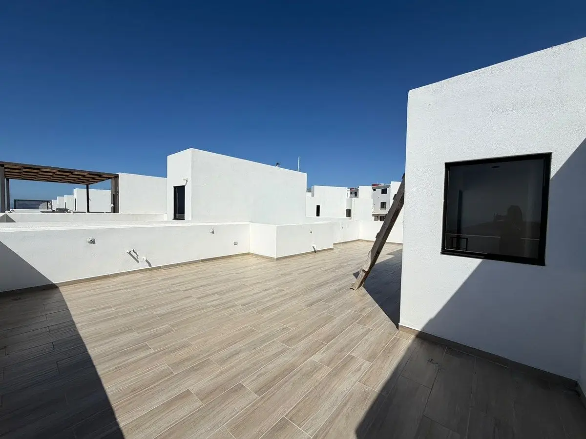 Casa en Venta con Elevador y Vista Al Mar en Residencial San Marino — foto 2