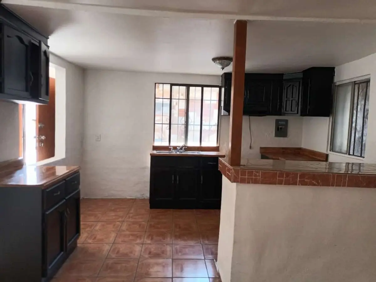 Casa en Venta con Estudio Florido 1era Secc — foto 4