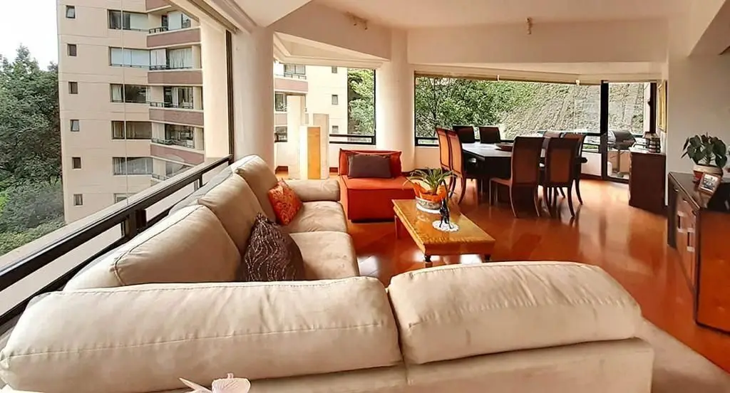 Departamento en Venta en Lomas Country Club