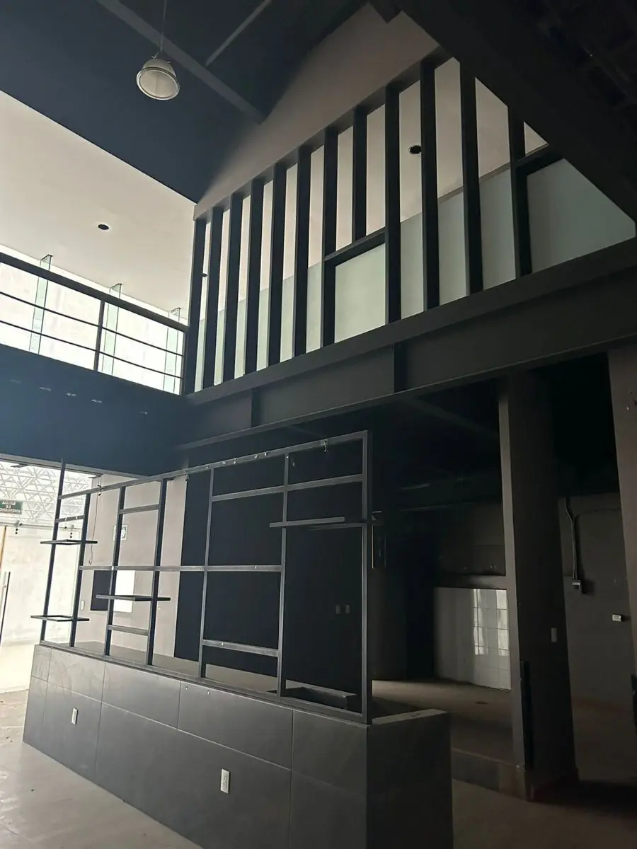 Local Comercial en Renta en Bosques de las Lomas — foto 2