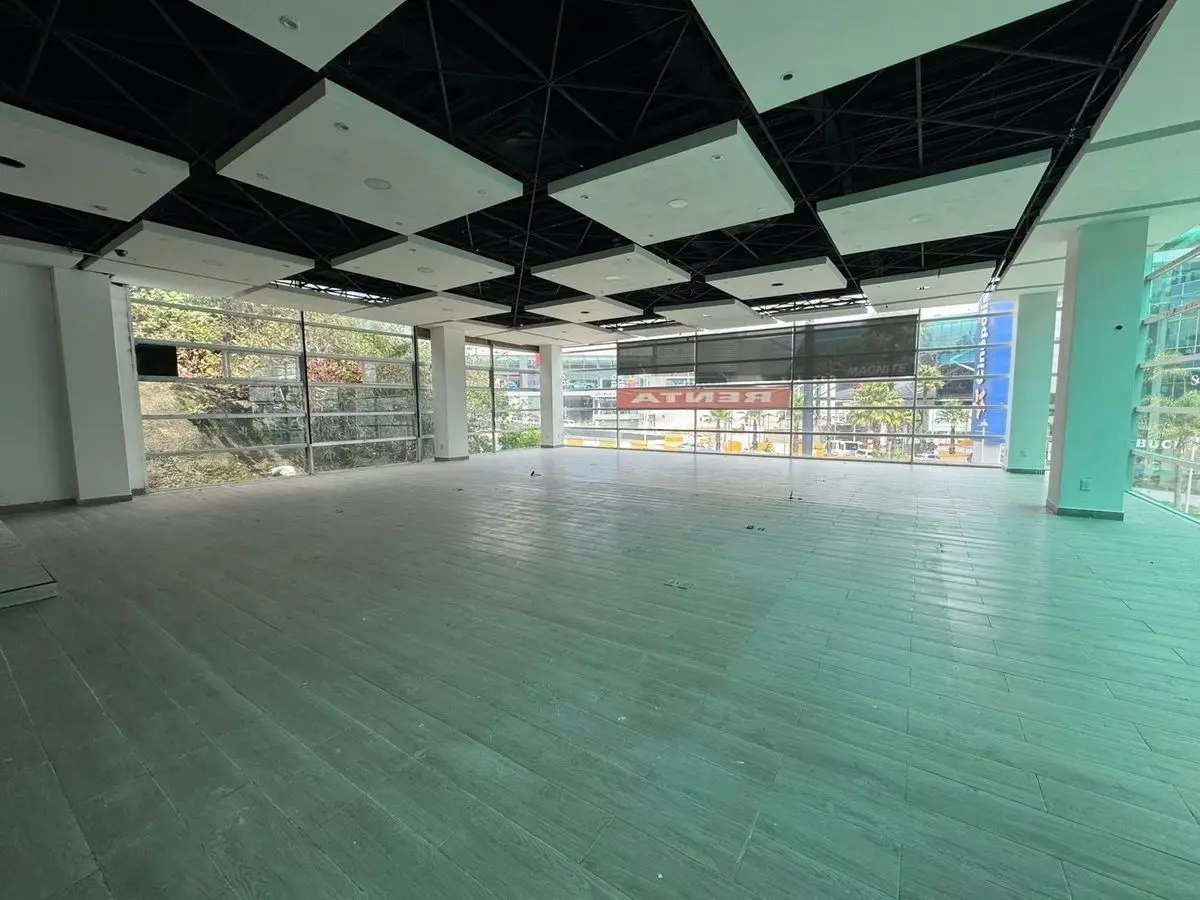 Local Comercial en Renta en Interlomas — foto 6