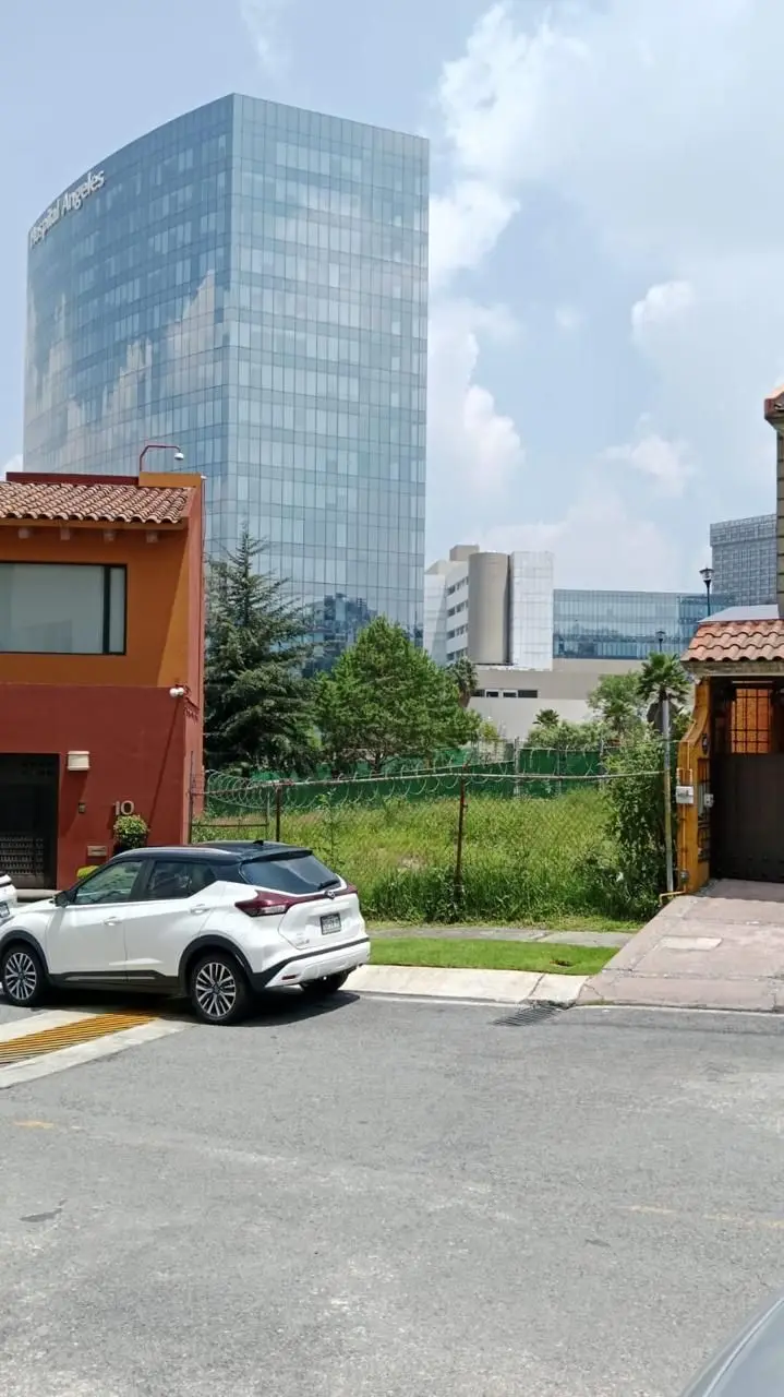 Terreno en Venta en Hacienda de las Palmas — foto 6