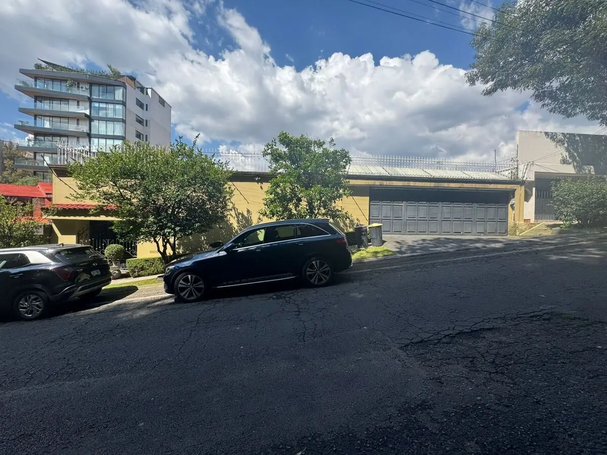 Casa en Venta en Bosques de las Lomas — foto 2