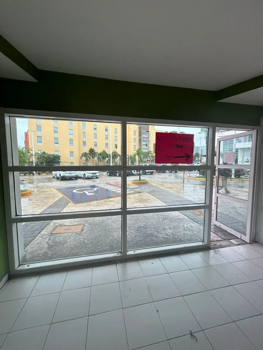 Local Comercial en Renta en Cancun — foto 3