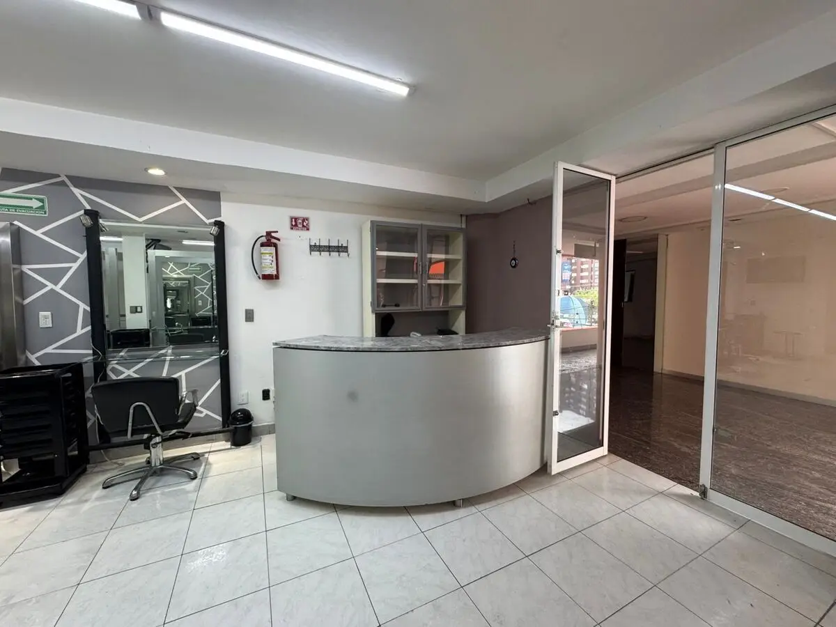 Local Comercial en Renta en Lomas de Tecamachalco — foto 4