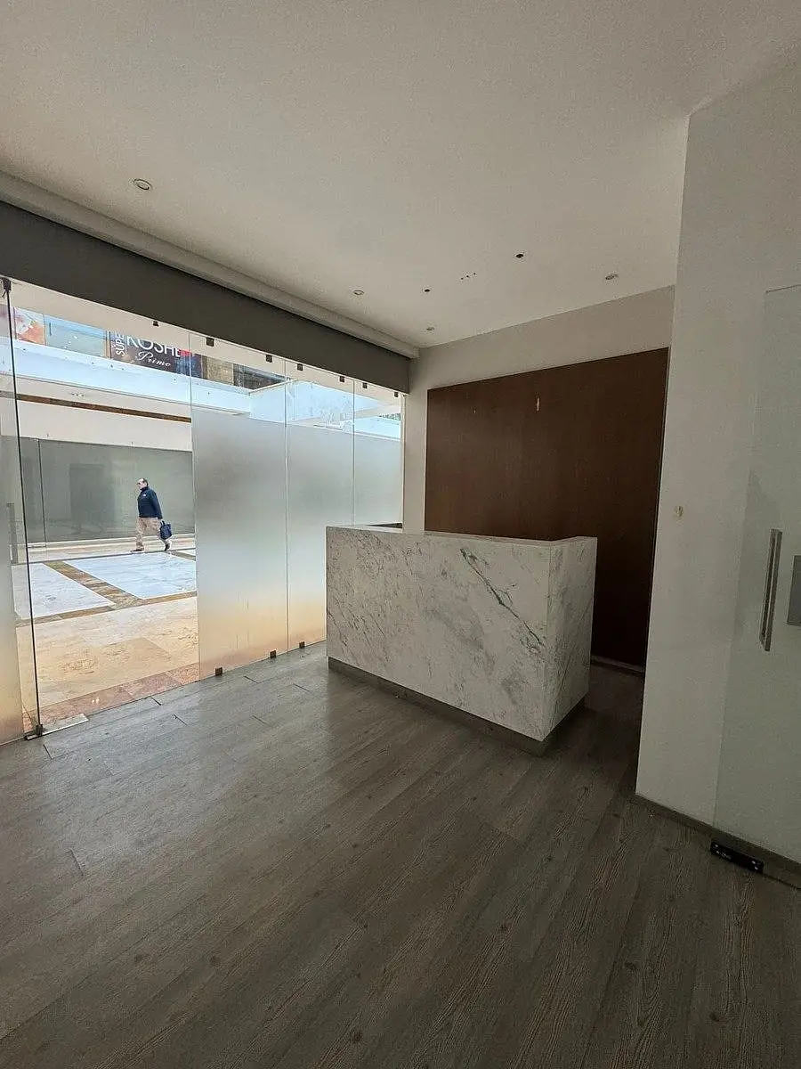 Local Comercial en Renta en Hacienda de las Palmas — foto 4
