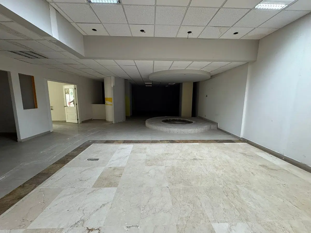 Local Comercial en Renta en Hacienda de las Palmas — foto 4