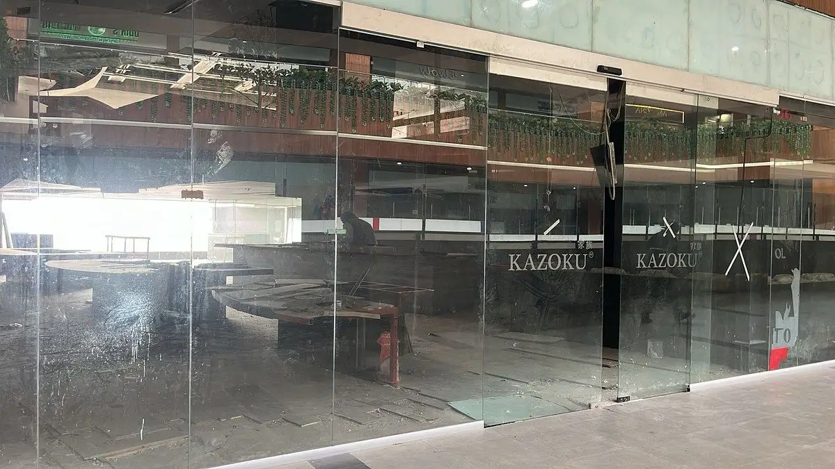 Local Comercial en Renta en Bosque Esmeralda — foto 2