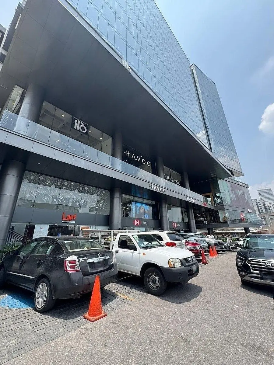 Local Comercial en Renta en Interlomas — foto 2