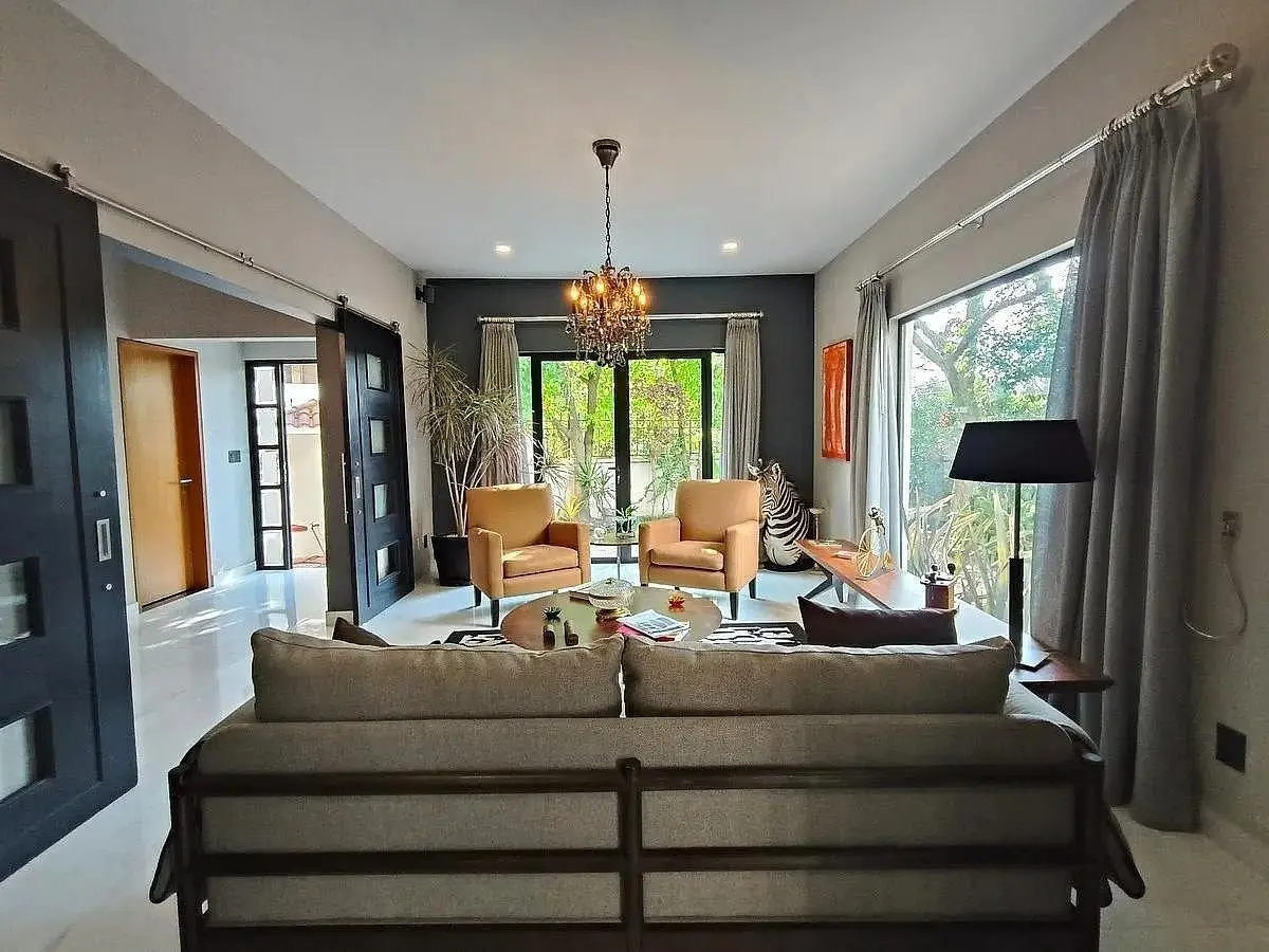 Casa con Uso de Suelo en Venta en Lomas de Chapultepec — foto 5