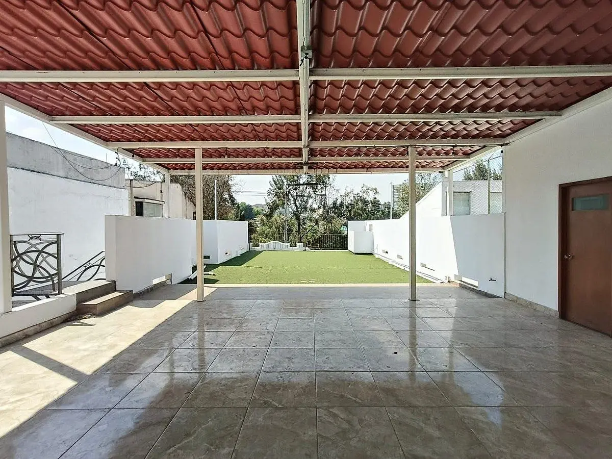 Casa con Uso de Suelo en Venta en Lomas de Chapultepec — foto 4