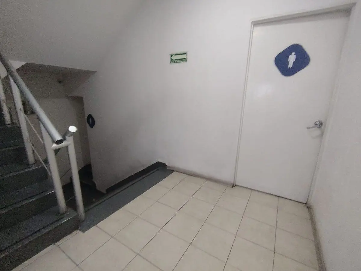 Local Comercial en Renta en San Miguel Chapultepec — foto 5