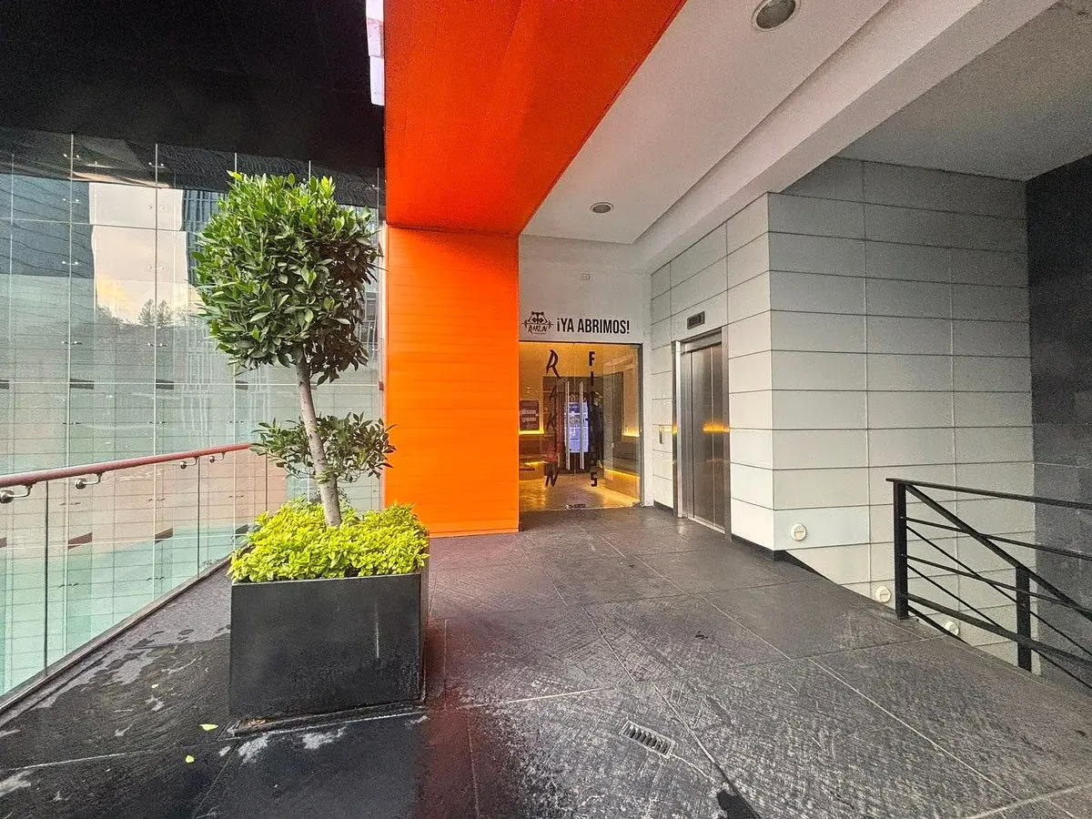 Local Comercial en Renta en Santa Fe — foto 4