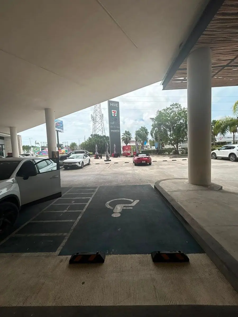 Local Comercial en Renta en Cancun — foto 5