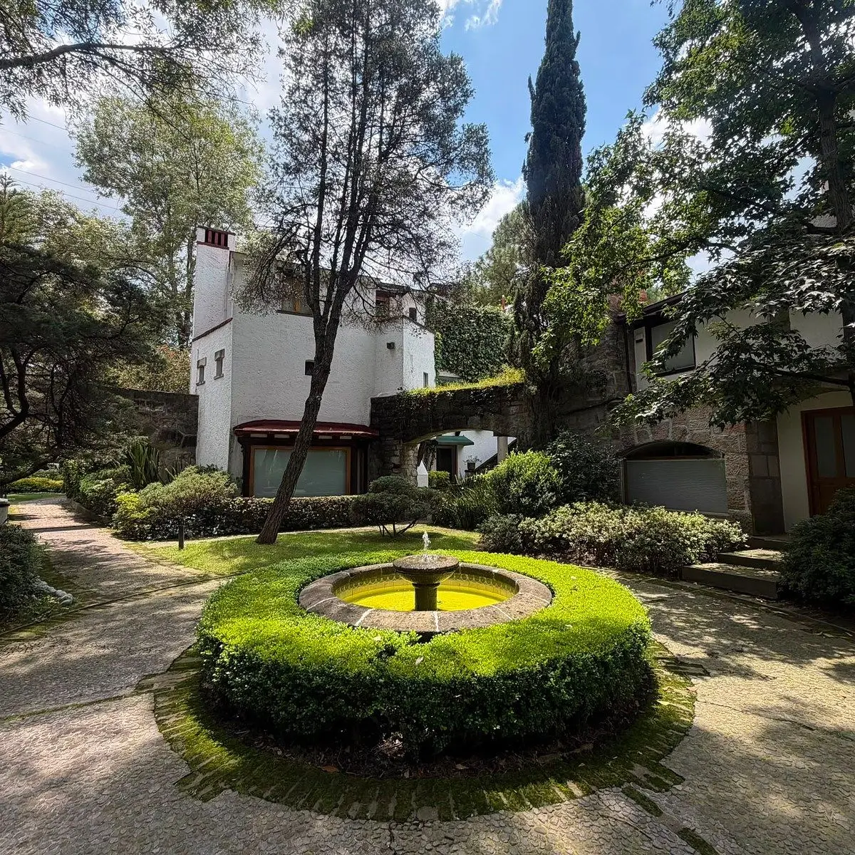Casa en Venta o Renta en San Bartolo Ameyalco