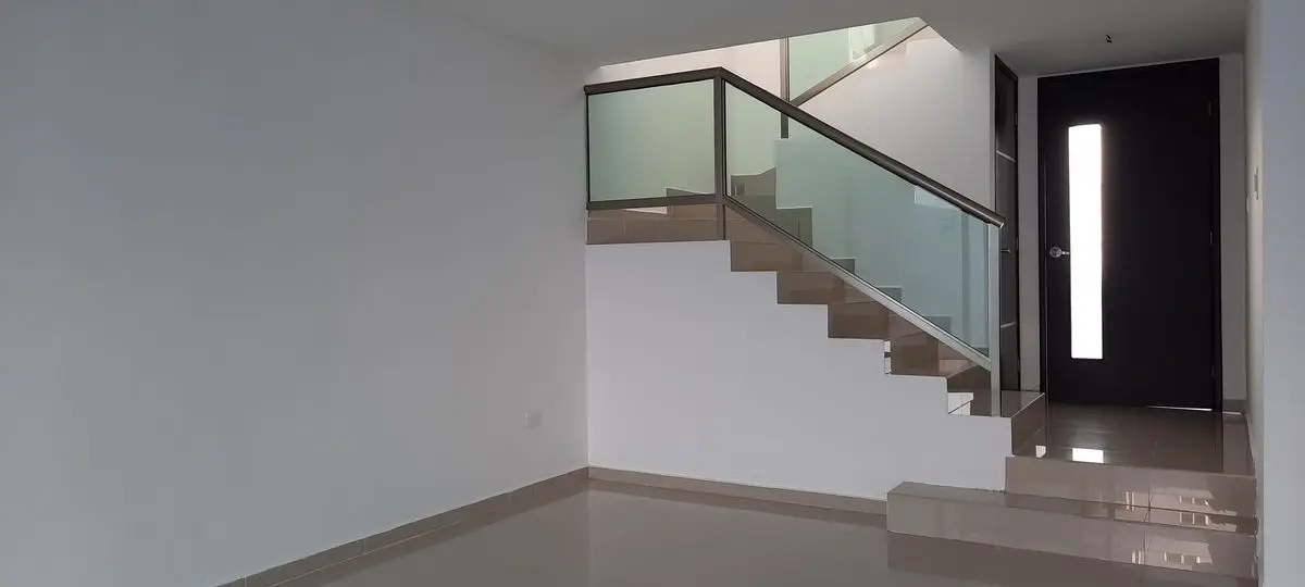 Casa en renta 3 recamaras Altabrisa con piscina — foto 6