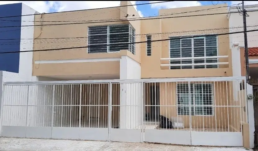 Casa en renta 3 recamaras con piscina zona norte — foto 3