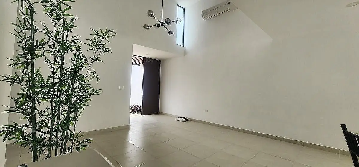 Casa en venta 4 recamaras con piscina terreno excedente Temozón — foto 6
