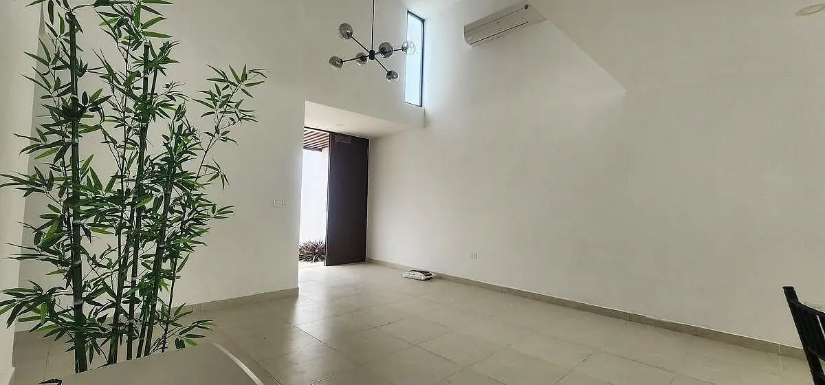 Casa en venta 4 recamaras con piscina terreno excedente Temozón — foto 6