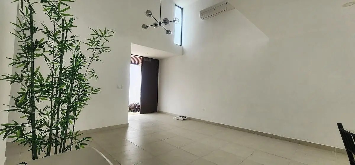 Casa en venta 4 recamaras con piscina terreno excedente Temozón — foto 6