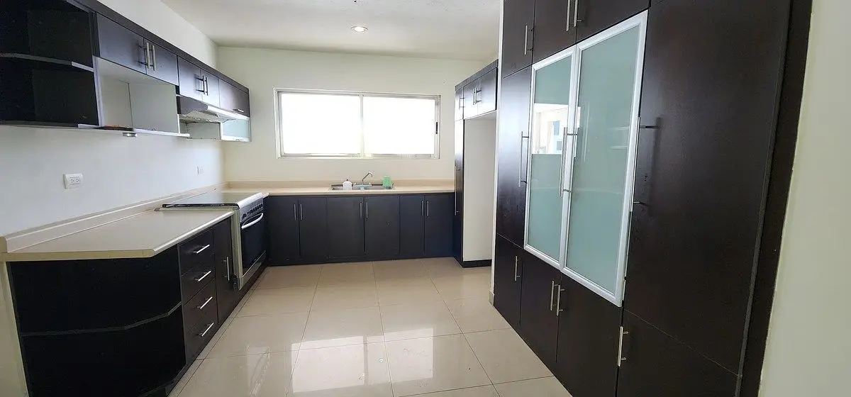 Renta casa 3 Recamaras en Altabrisa sin Muebles — foto 2