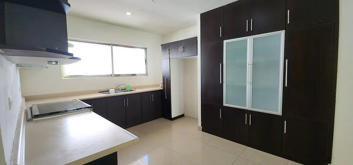 Renta casa 3 Recamaras en Altabrisa sin Muebles — foto 3