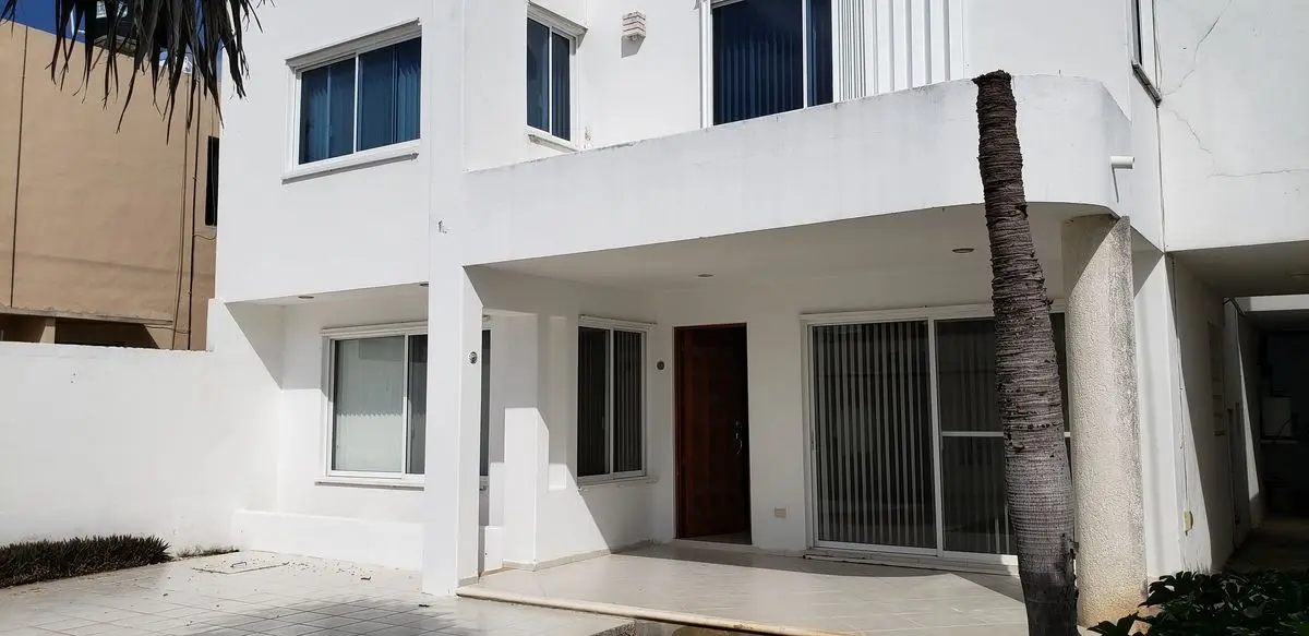 Renta Casa 3 recamaras más estudio.chuburna de hidalgo — foto 5