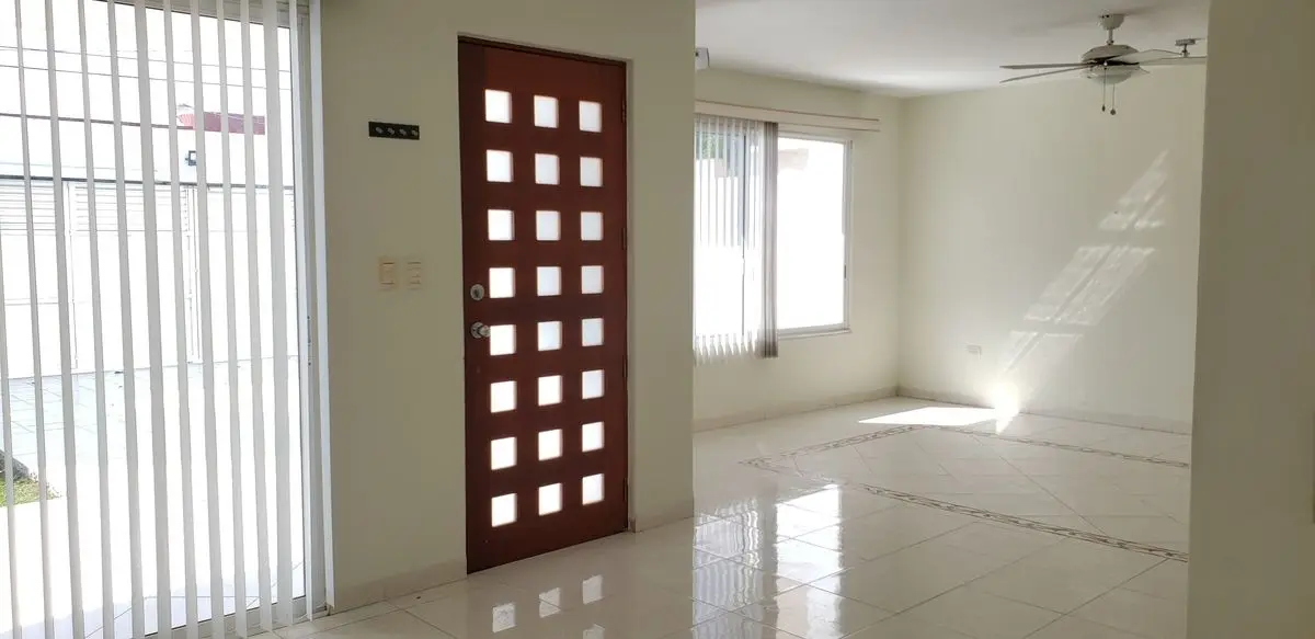Renta Casa 3 recamaras más estudio.chuburna de hidalgo — foto 6