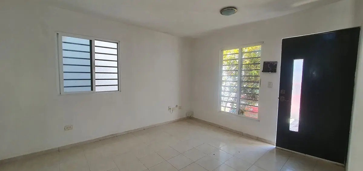 Renta casa sin amueblar 3 recamaras en Real Montejo — foto 3