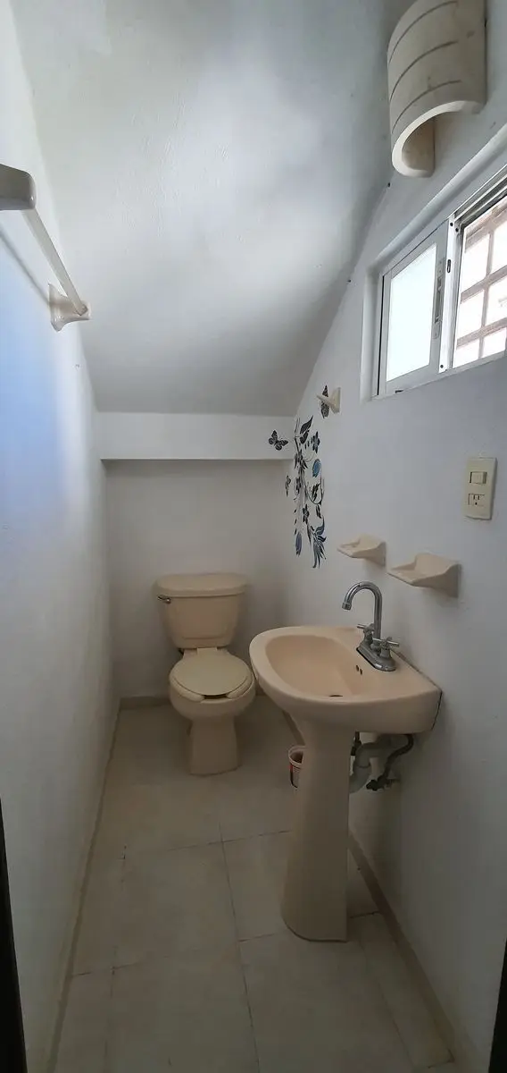 Renta casa sin amueblar 3 recamaras en Real Montejo — foto 6