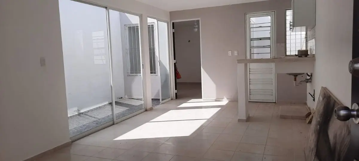 Renta casita 2 recamaras en herradura sur caucel — foto 4