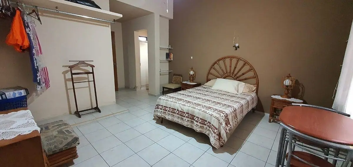 Renta cuarto Con baño cerca 60 Norte — foto 4