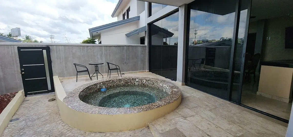 Renta Departamento Amueblado con jacuzy Campestre — foto 4