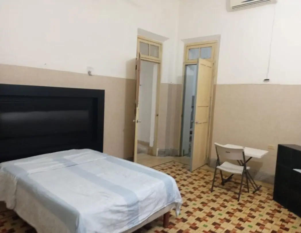 Renta departamento amueblado una recamara centro Mérida — foto 2