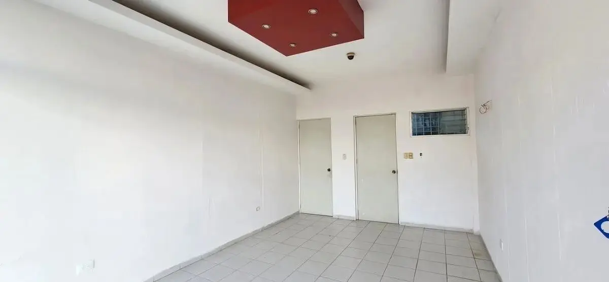 Renta Local comercial cerca Prol. Montejo — foto 4