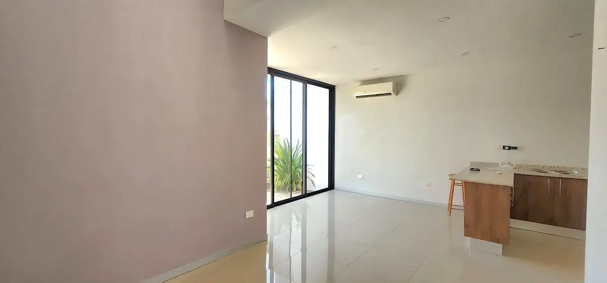 Renta pequeño Townhouse 2 recamara paneles solares cholul — foto 5