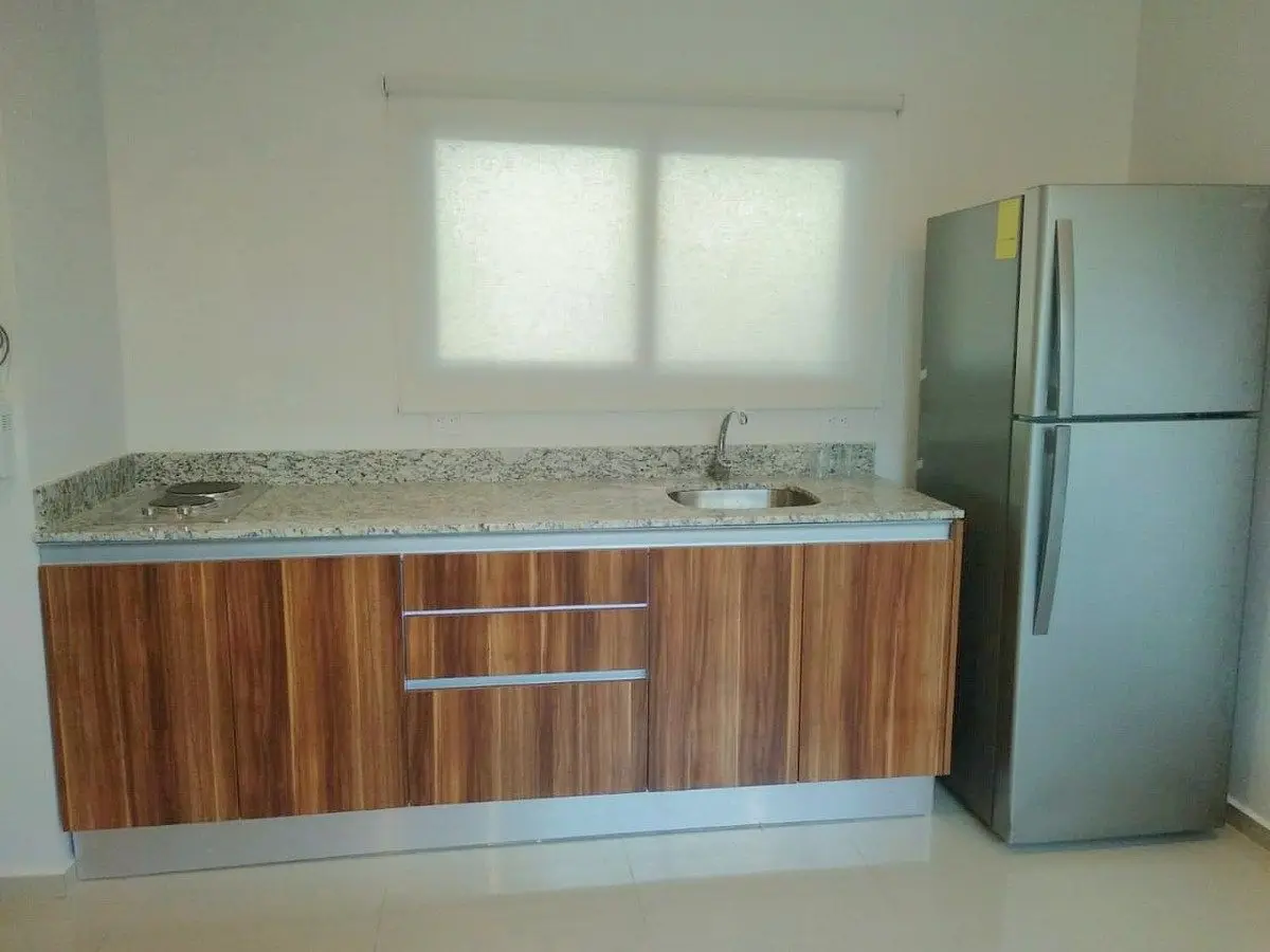 Renta pequeño Townhouse amueblado 2 Recamaras cerca Univ. Marista — foto 4