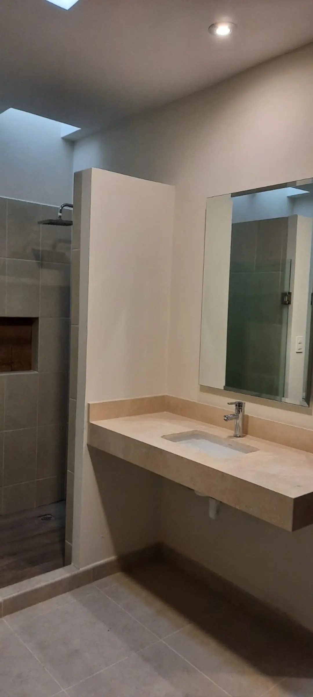 Renta Town House 1 recamara semi amueblado en cholul — foto 6